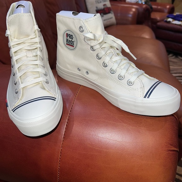 Pro-Keds Men's Off-White High-Top Sneakers. Size 8M. NWT - Picture 1 of 7